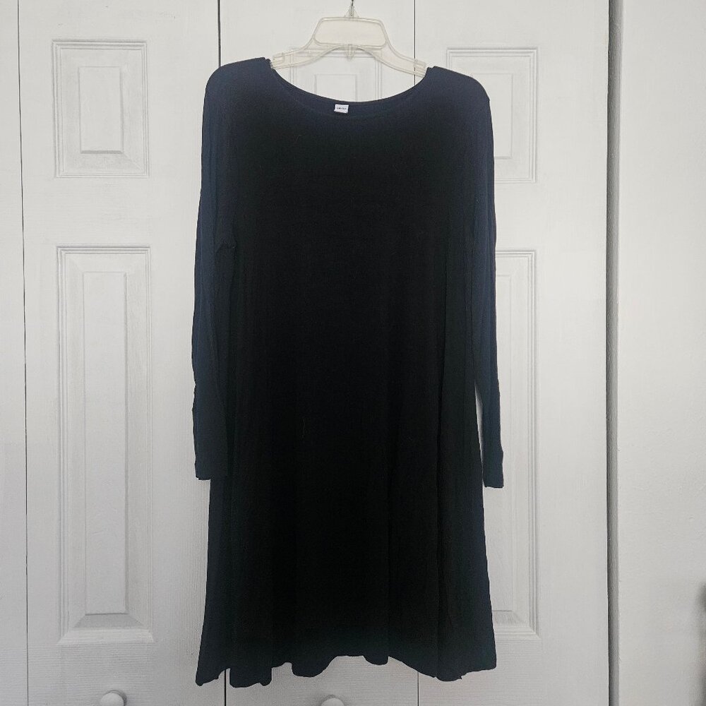 Old Navy Black Jack Long Sleeve Swing Dress